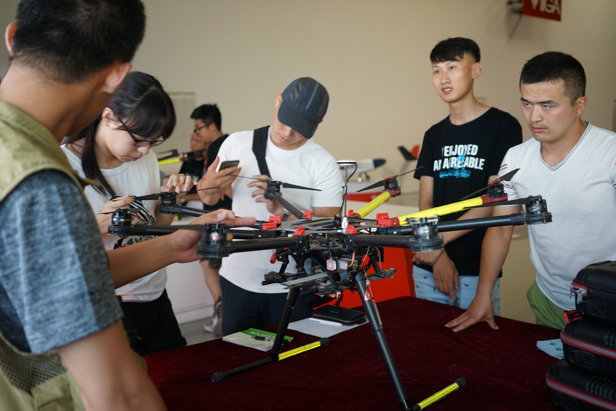 韋加無人機駕駛員培訓班北京校區首期開班 開啟低空經濟新篇章